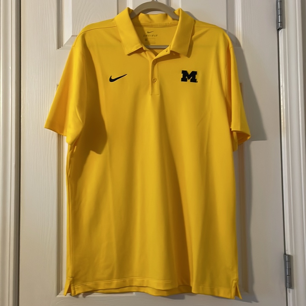 2/$15🔥Nike Michigan Wolverines Polo, size L